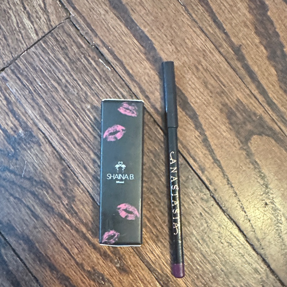 Anastasia Plum Lip Liner - Deep Violet